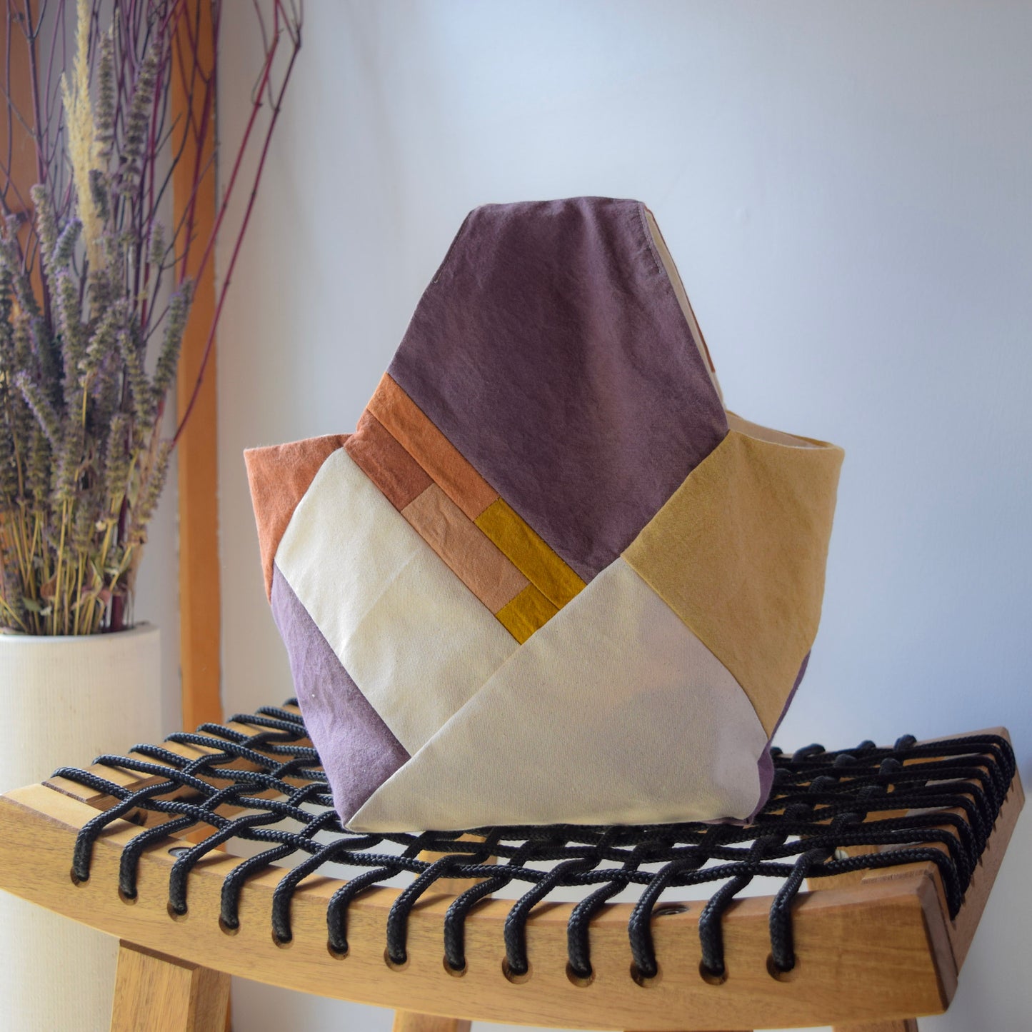 Botanical-dyed Azuma bag mini - lavender purple