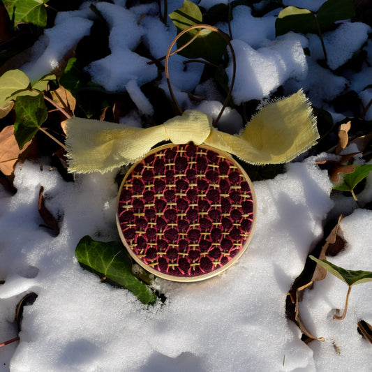 Sashiko Stitch Medallion | Plum