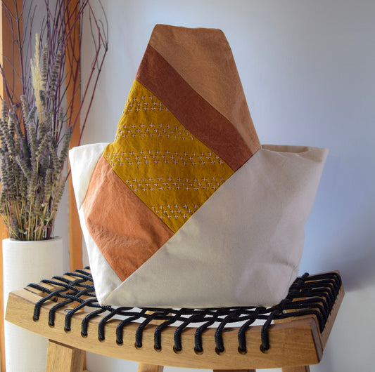 Botanical-dyed Azuma bag large - sunrise